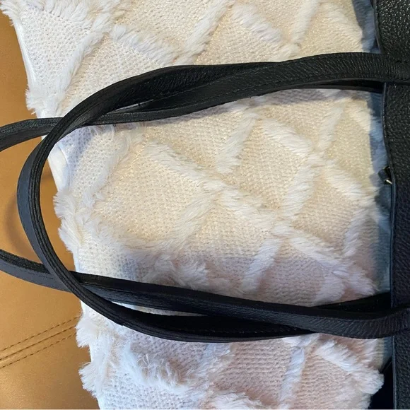 Tory Burch leather tote! - Picture 7 of 10